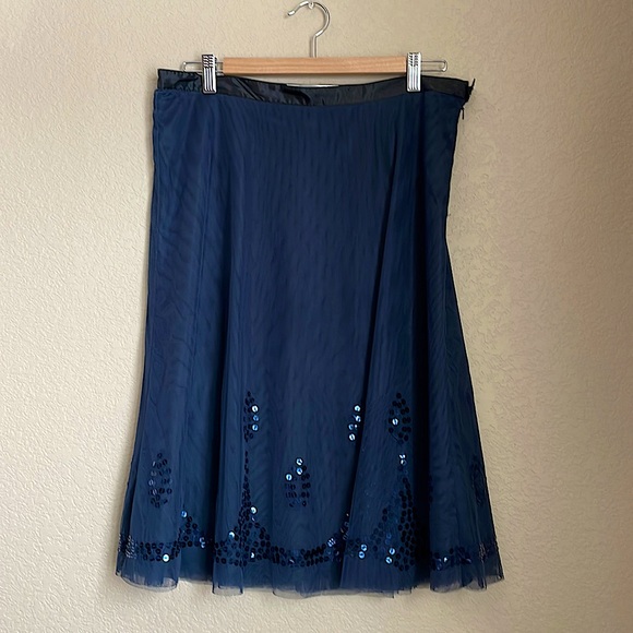 Sparkly✨Holiday Skirt in navy blue size 8 - Picture 1 of 7